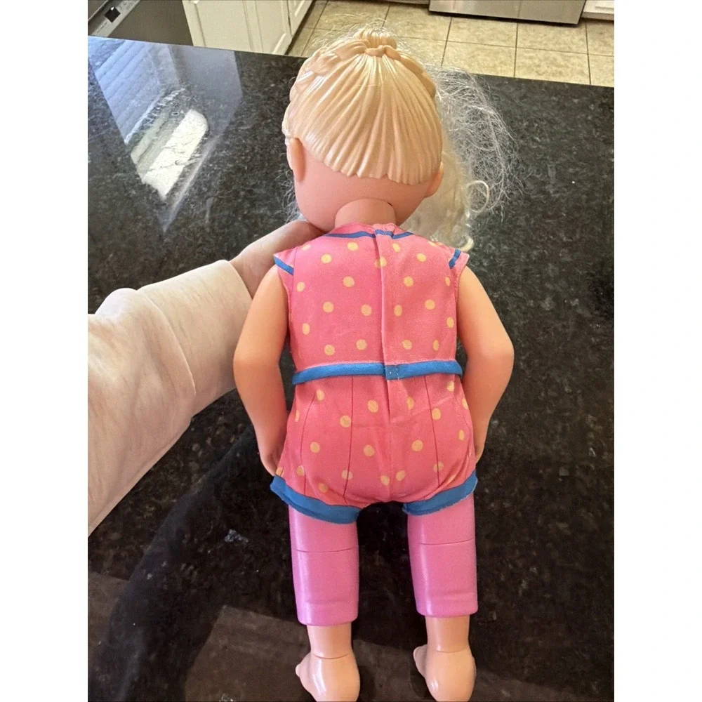 Hasbro Baby Alive Doll Princess Ellie Grows Up 15